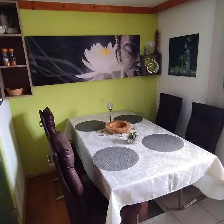 Apartment Cosy With Garden In Salzburger Land