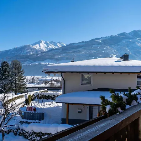 Cosy With Garden In Salzburger Land 公寓 *