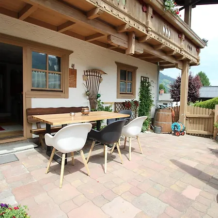 Apartment Cosy With Garden In Salzburger Land